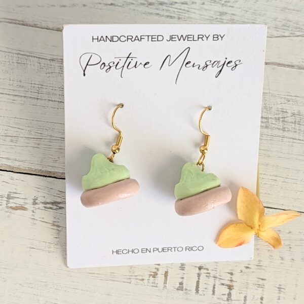 Puerto Rico flower cookie earrings green