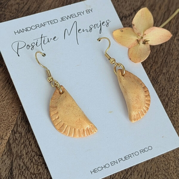 empanada earrings with yellow flower