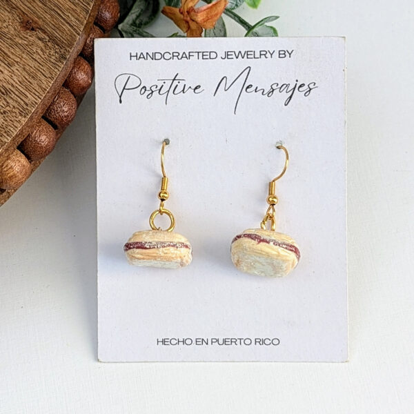 pastelillos de guayaba food earrings