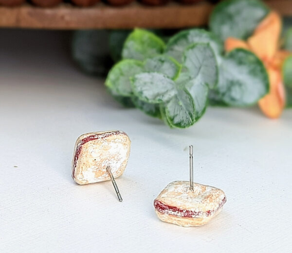 puerto rico guava pastry earrings top view