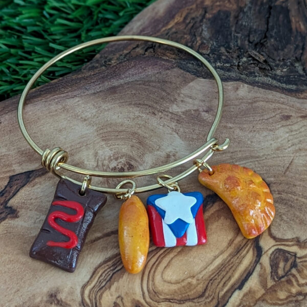 Puerto Rico Flag Pastel Alcapurria Empanadilla Side Open Bracelet - Image 3