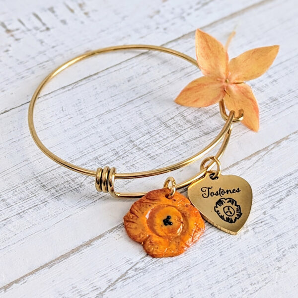 Puerto Rican tostones bracelet with heart charm