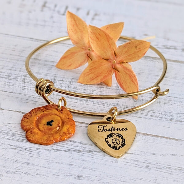 Puerto Rico Tostones gold bracelet with flowers