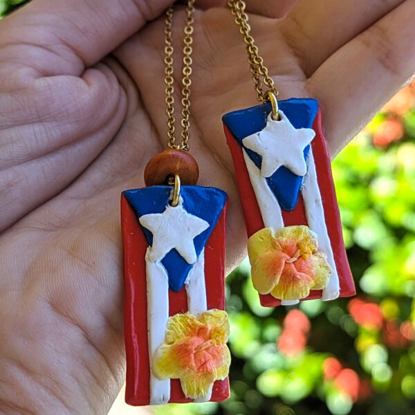 Puerto Rican Flag Maga Flower Necklace - Image 9