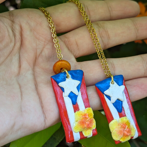 Puerto Rican Flag Maga Flower Necklace - Image 8