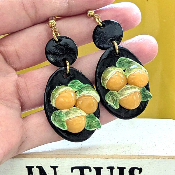 Tres Quenepas Statement Earrings With Leaves - Image 4