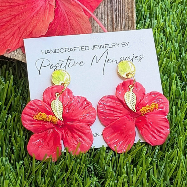 Mini Flor De Maga Earrings With Leaf