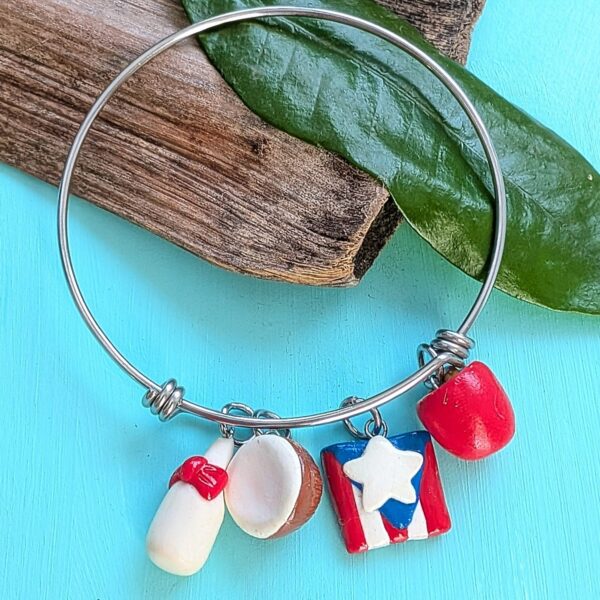 Coquito Bottle, Cup, Coconut, Puerto Rico Flag Bracelet
