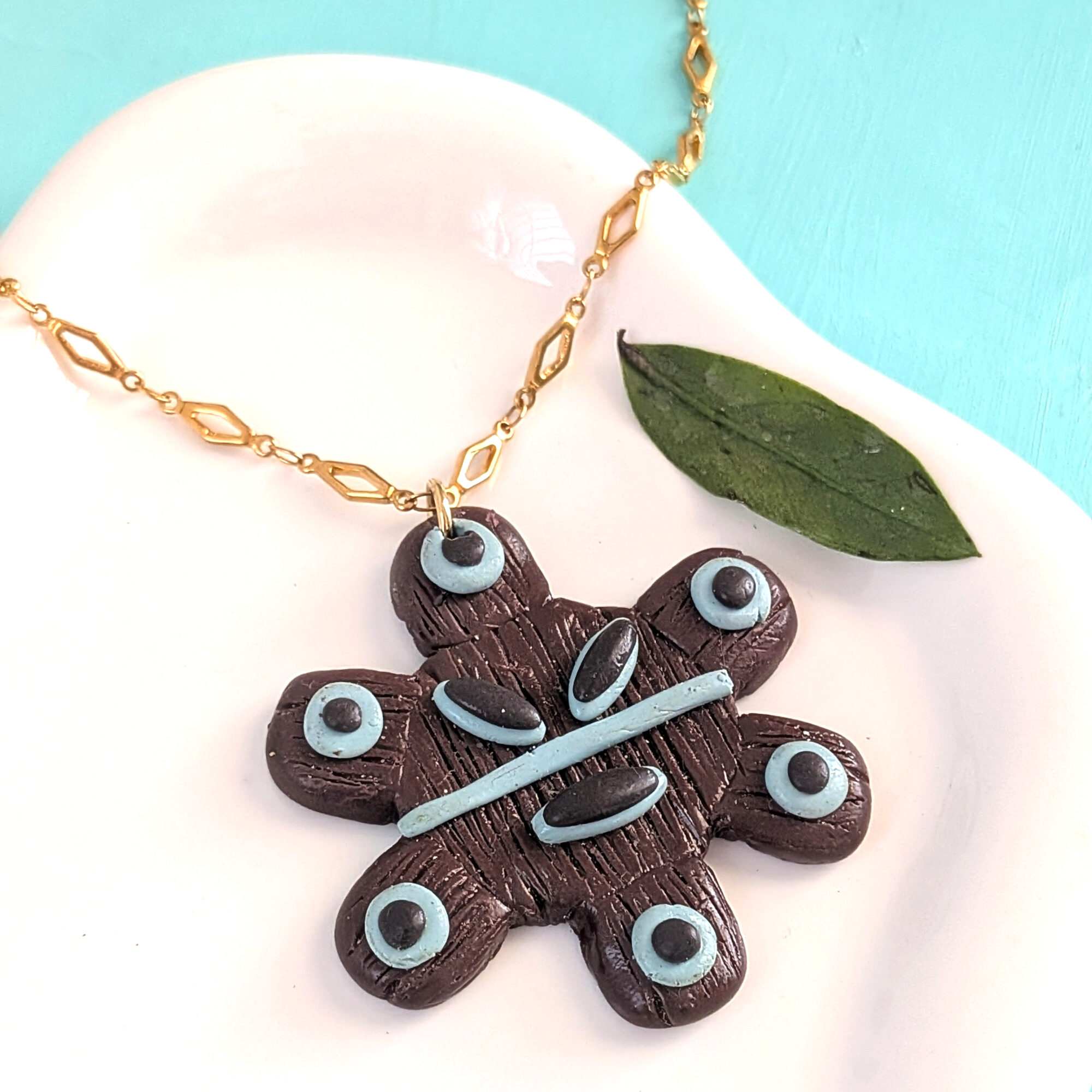 Taino-Inspired Sol Pendant Necklace With Rhombus Chain - Image 3