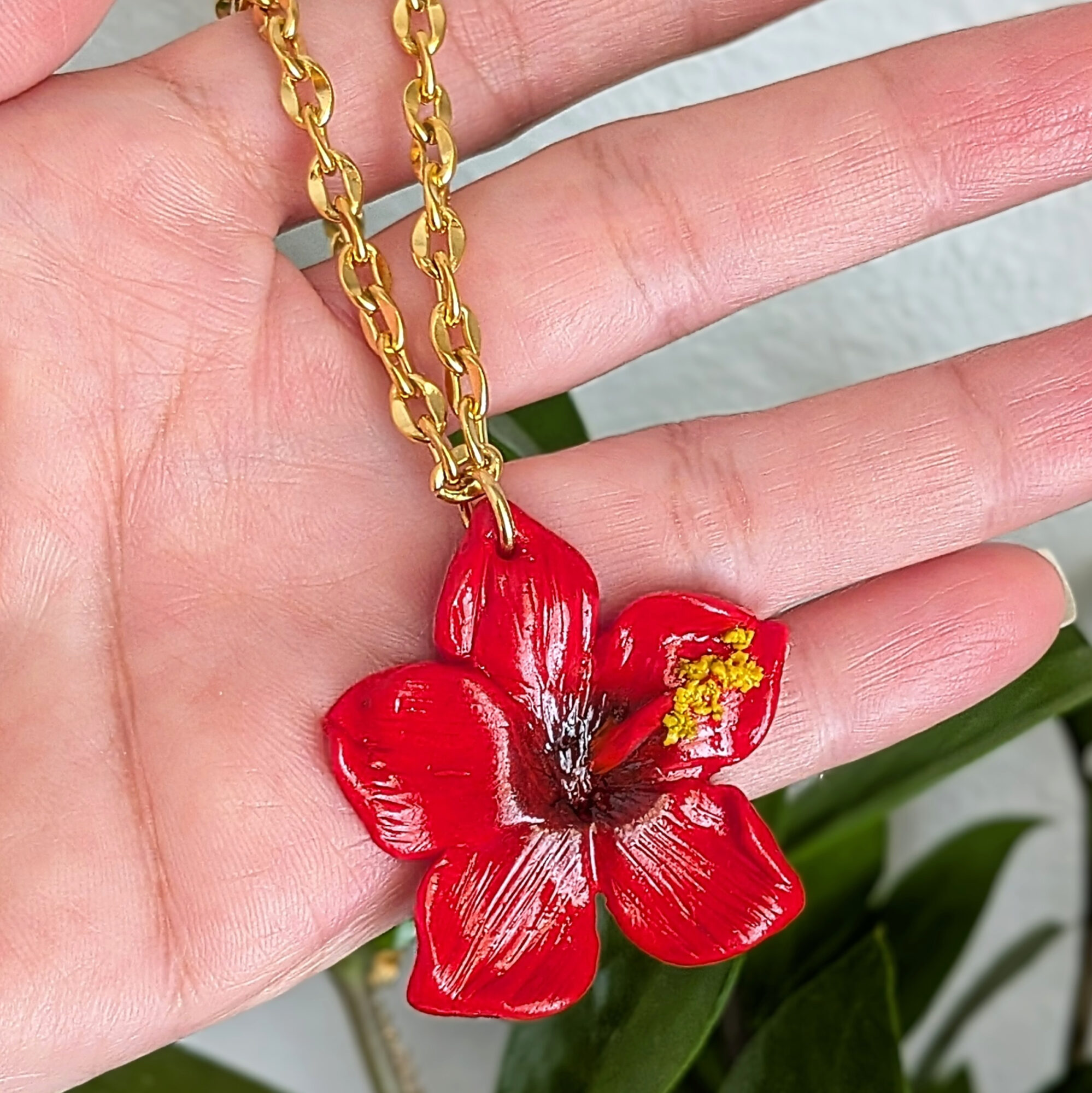 Puerto Rico Hibiscus Flower Statement Necklace - Image 5