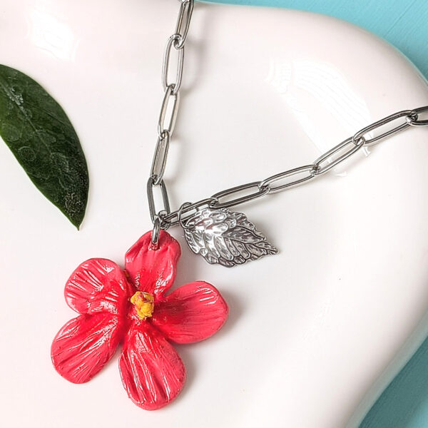 Silver-Toned Flor de Maga Paperclip Necklace