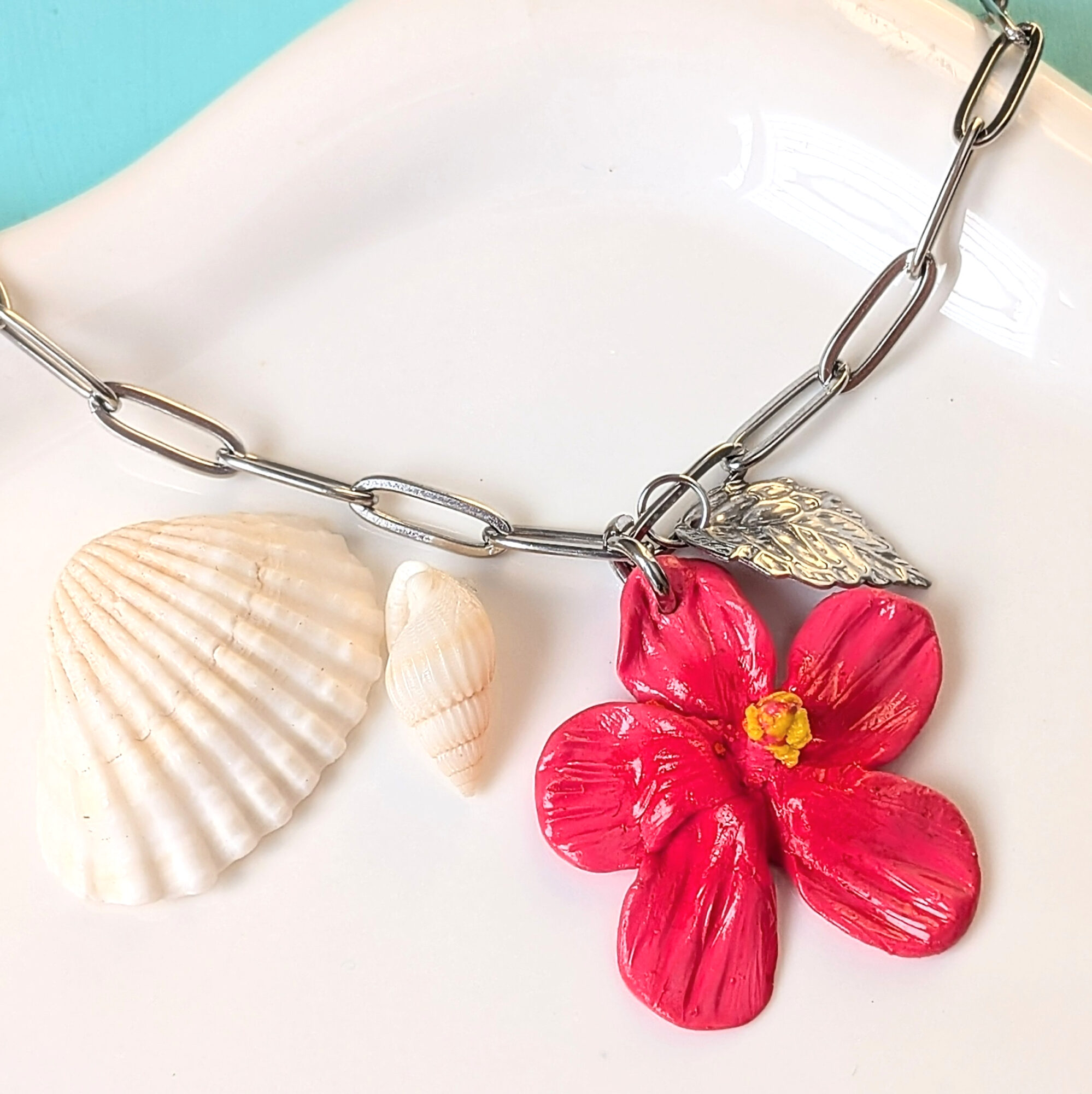 Silver-Toned Flor de Maga Paperclip Necklace - Image 8