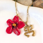 Taíno Coquí Symbol Necklace with Flor de Maga Flower