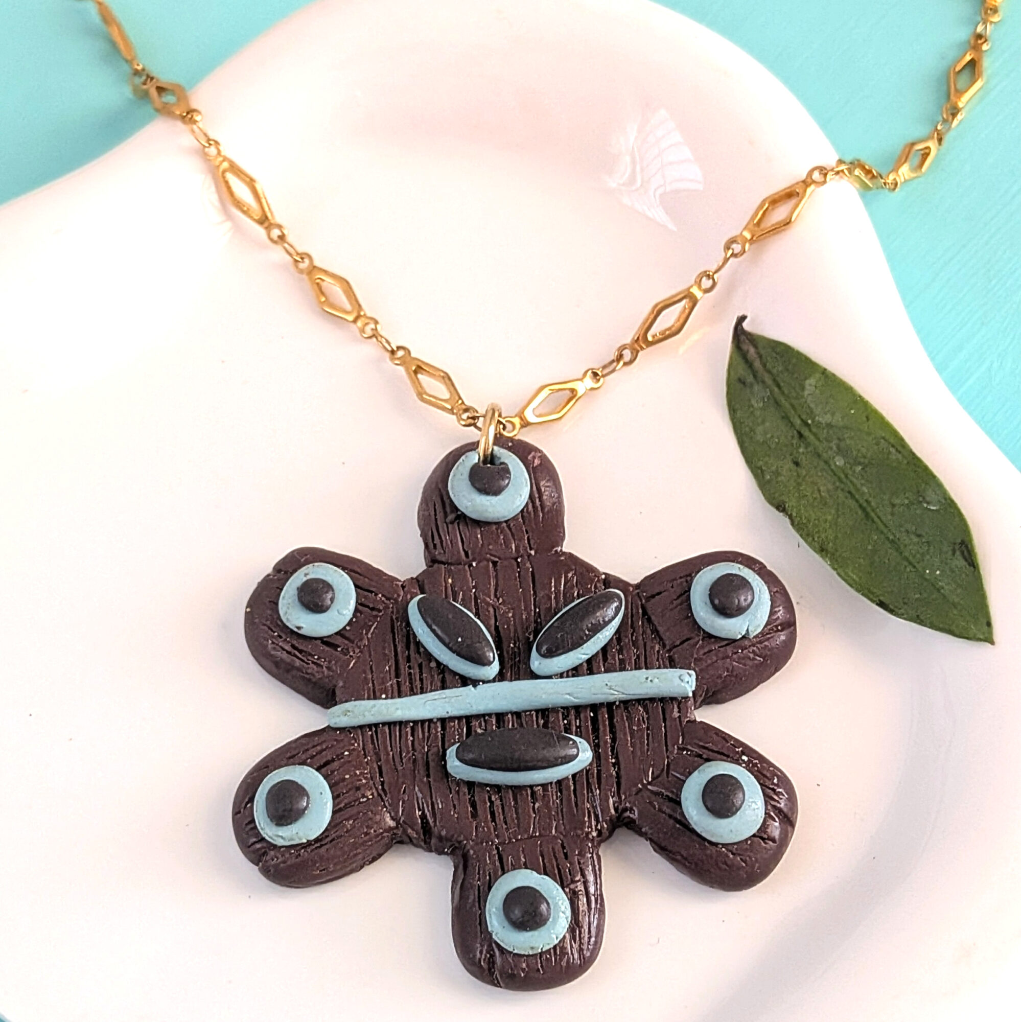 Taino-Inspired Sol Pendant Necklace With Rhombus Chain - Image 2