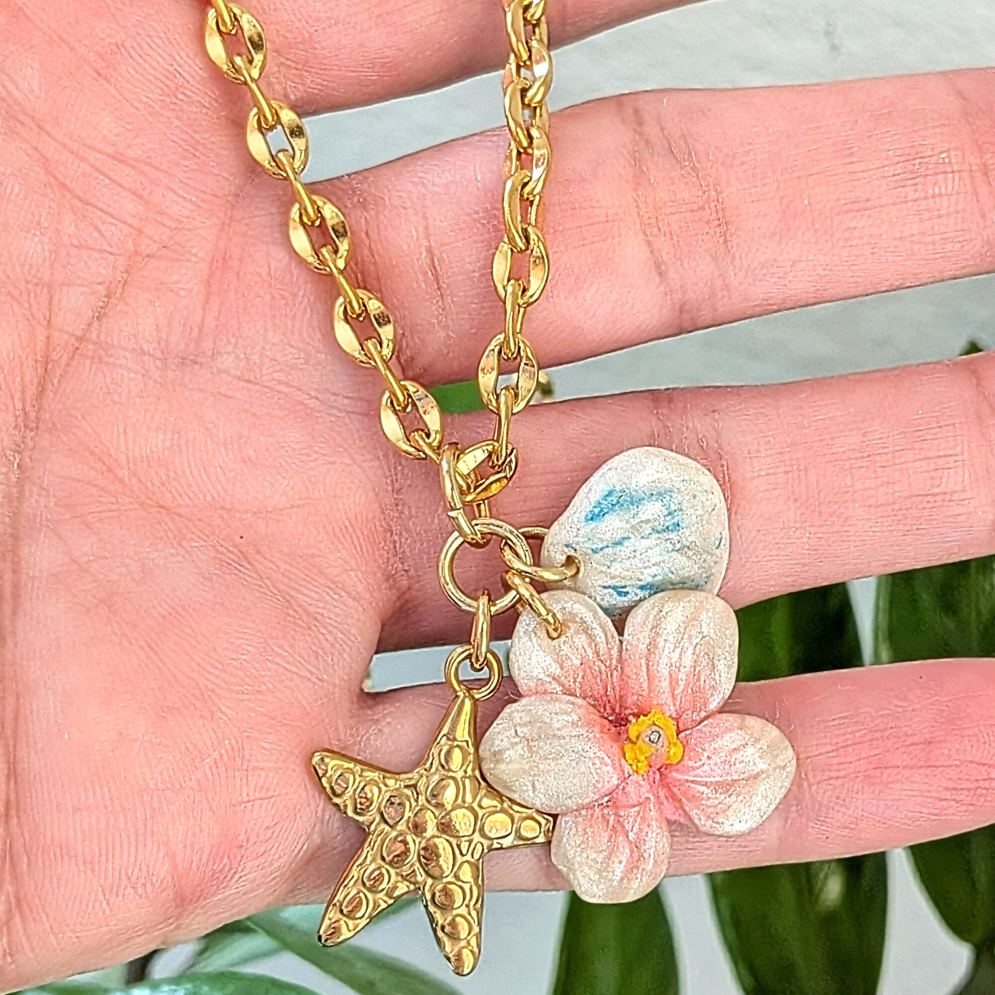Puerto Rico Beach Inspired Flower Shell and Starfish Necklace - Image 5