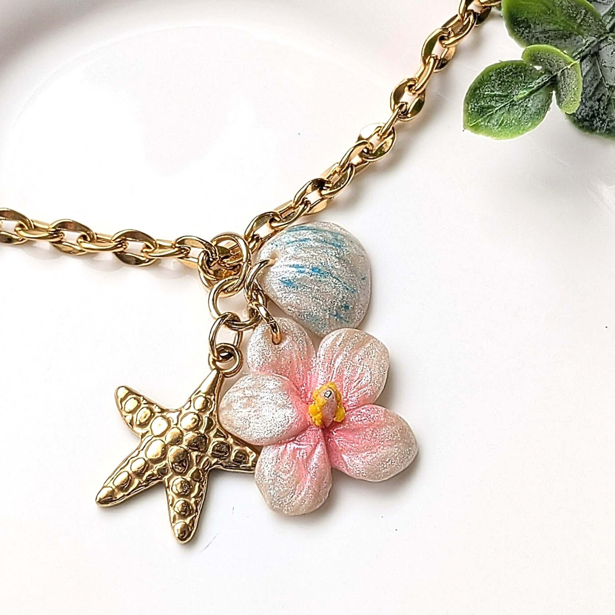 Puerto Rico Beach Inspired Flower Shell and Starfish Necklace - Image 4