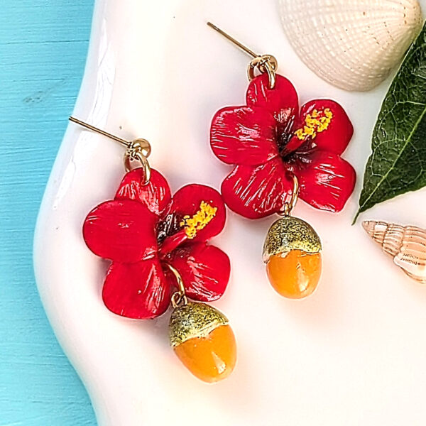 Quenepa Style Earrings with Flor de Maga Flower