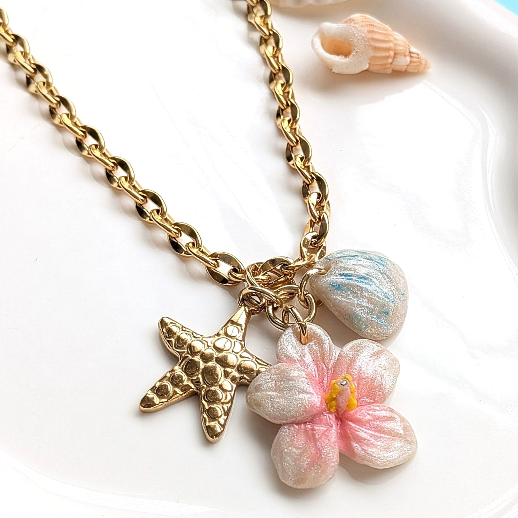 Puerto Rico Beach Inspired Flower Shell and Starfish Necklace - Image 3