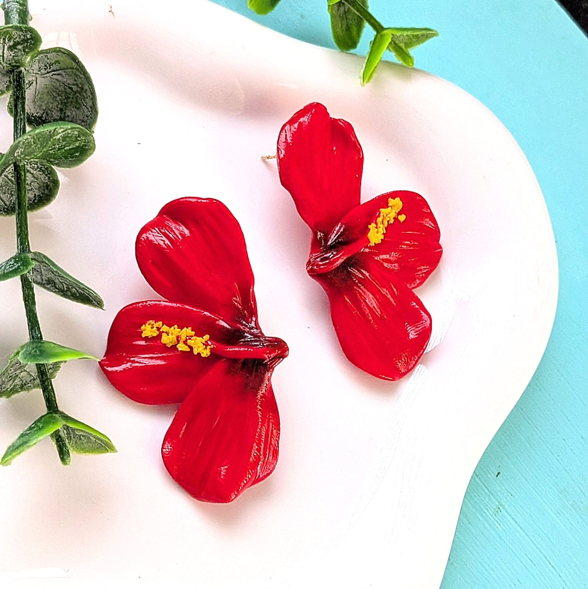 Butterfly Flor De Maga Flower Earrings - Image 3