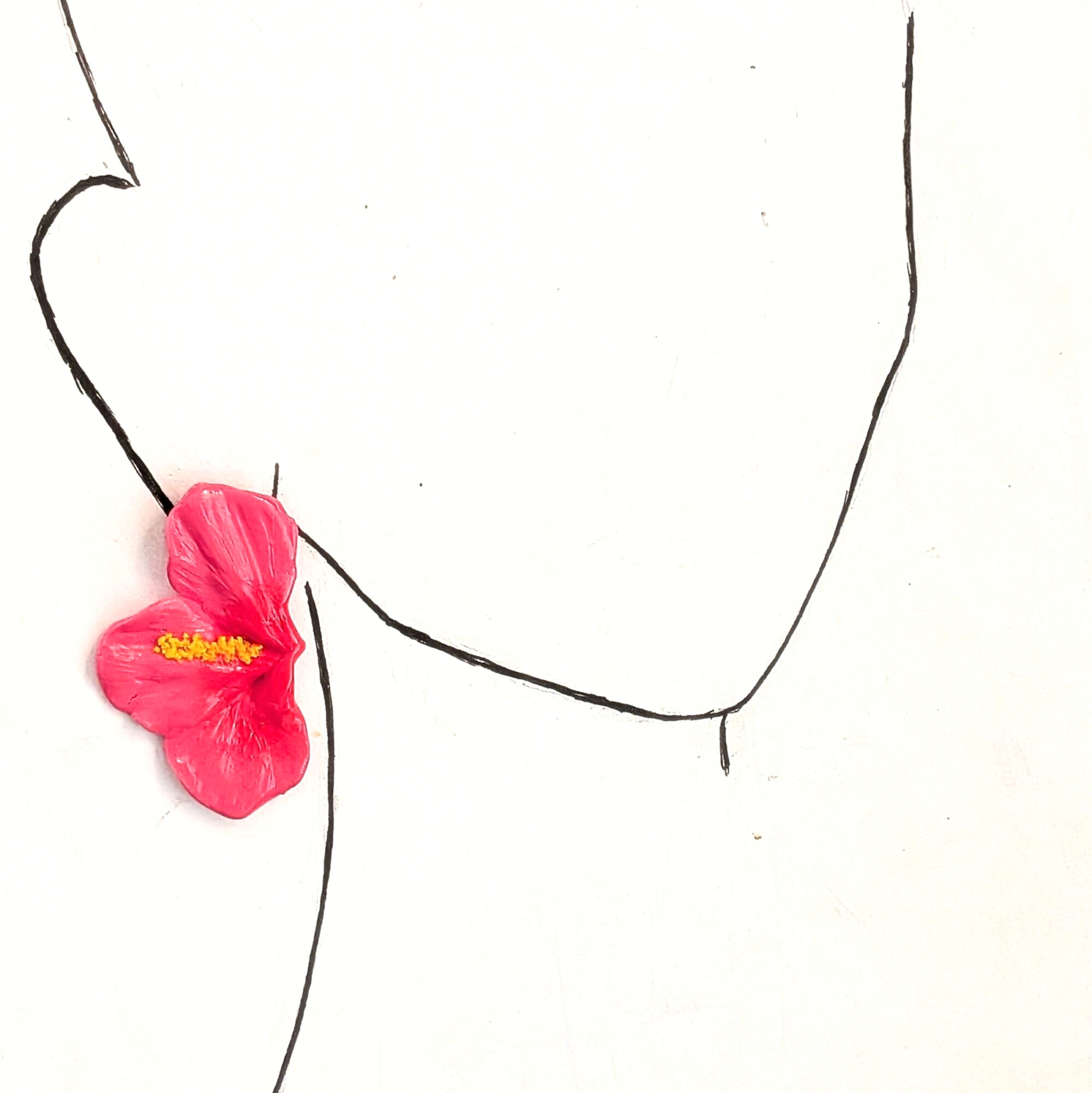 Flor de Maga (Thespesia grandiflora) Half Flower Earrings - Image 5