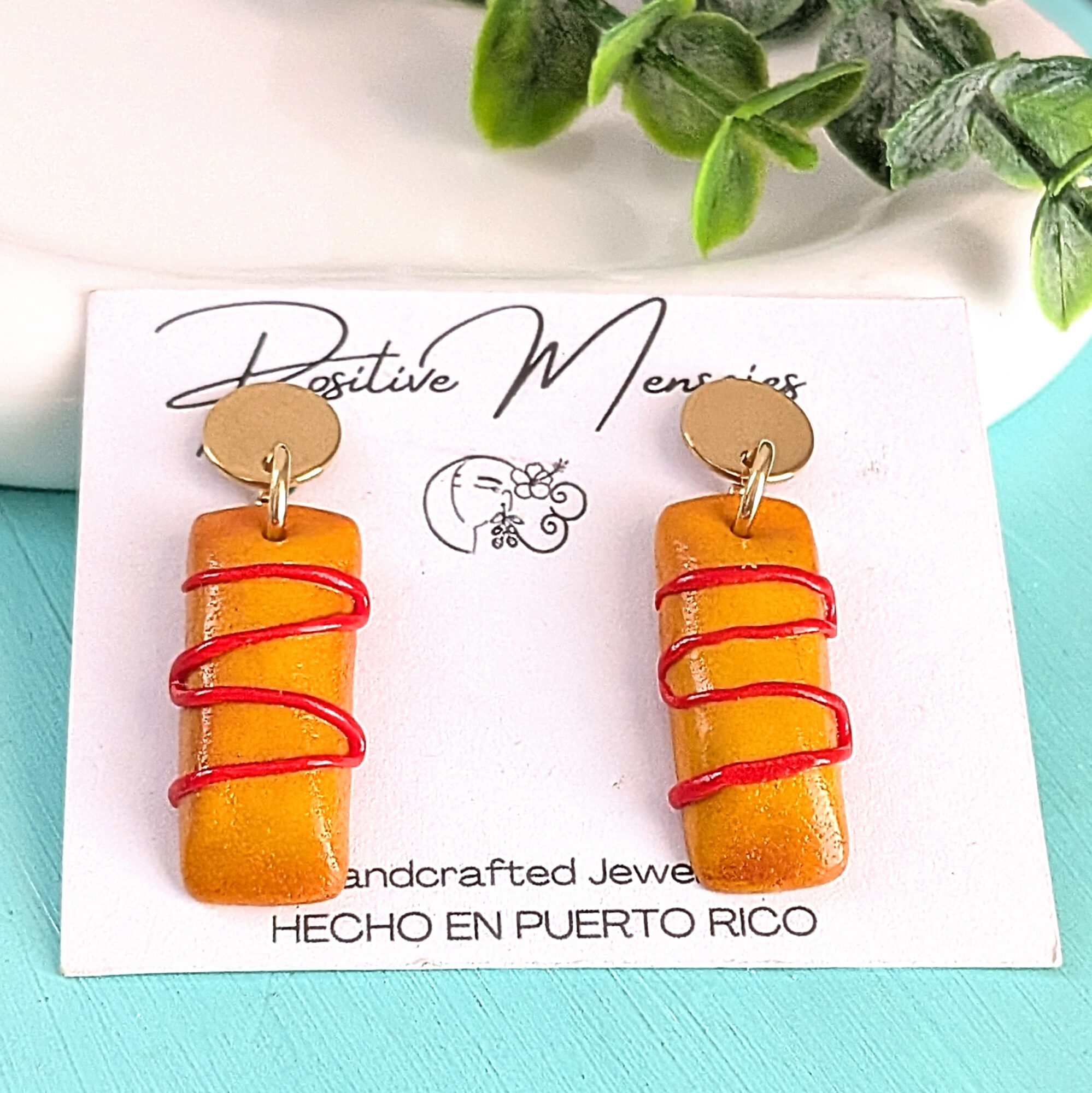 Pasteles De Yuca Con Ketchup Dangle Earrings - Image 3
